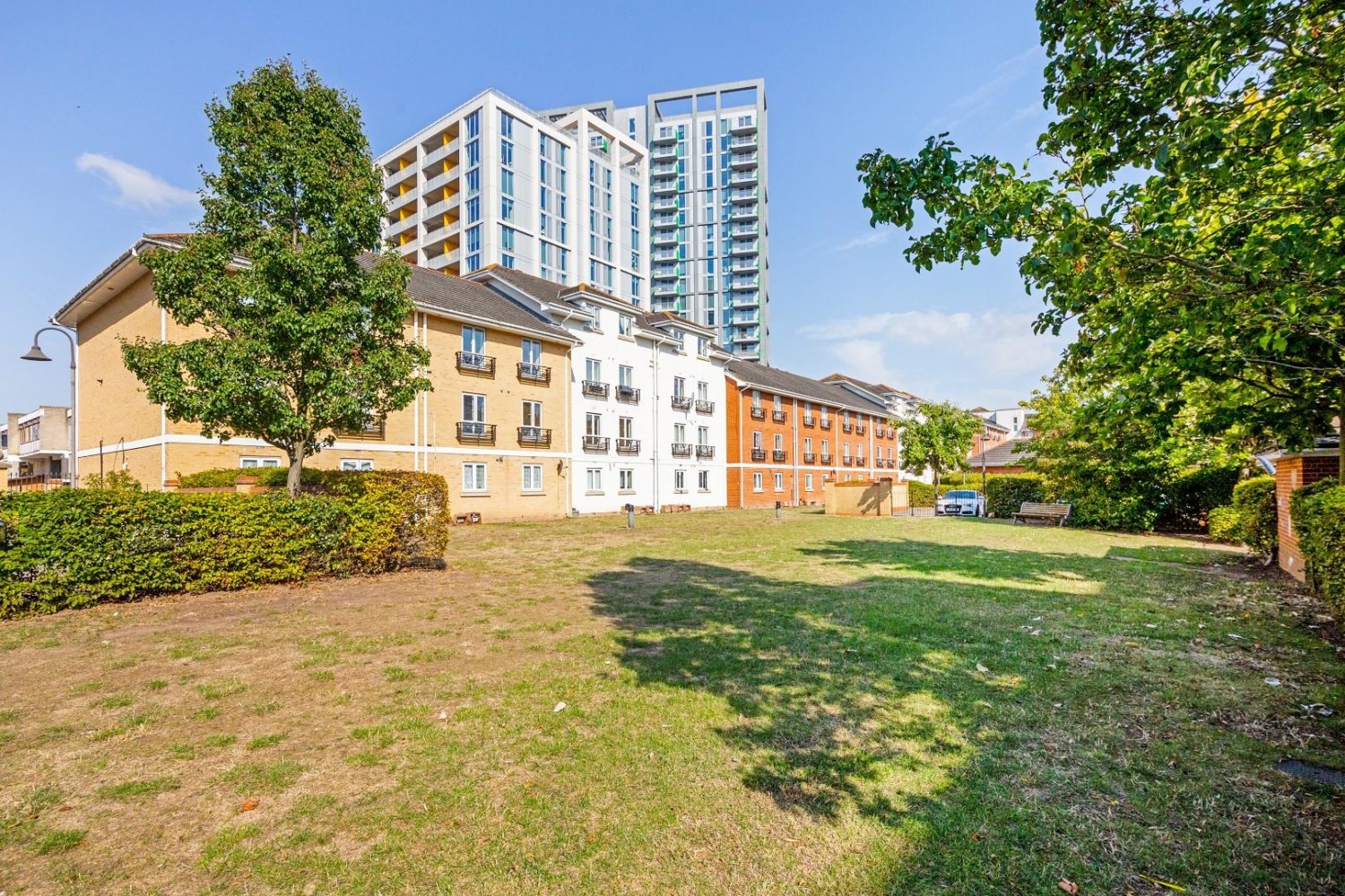 Hermitage Close, London