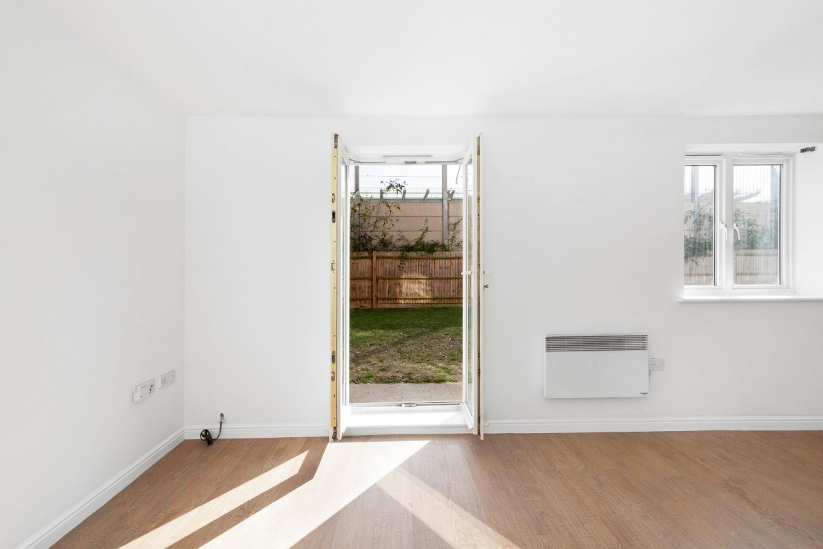 Hermitage Close, London