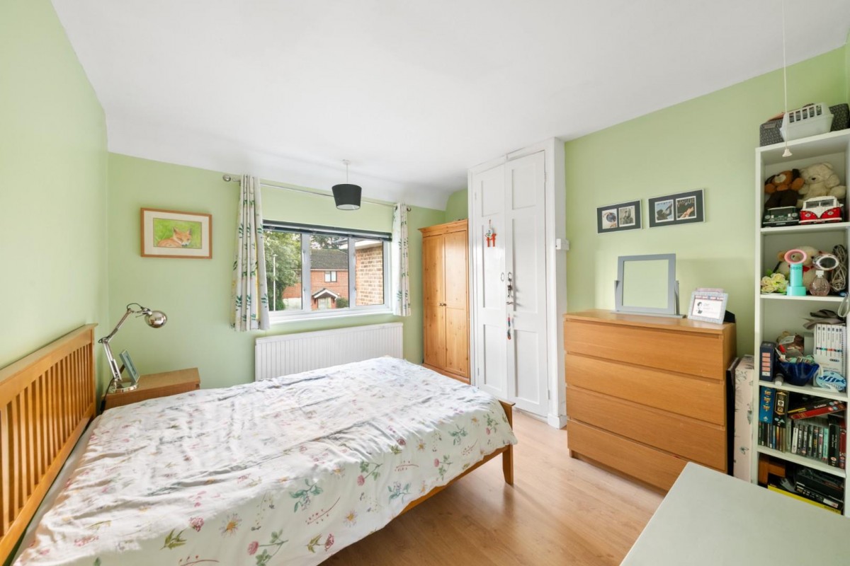 Kingsway, Hayes, UB3 2TZ