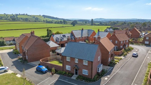 Wingfield Place, Thornford