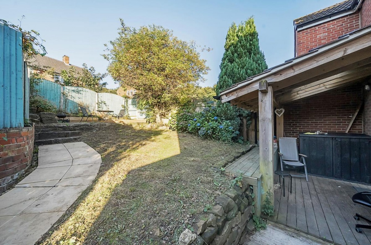 Bedford Grove, Cookridge, LS16