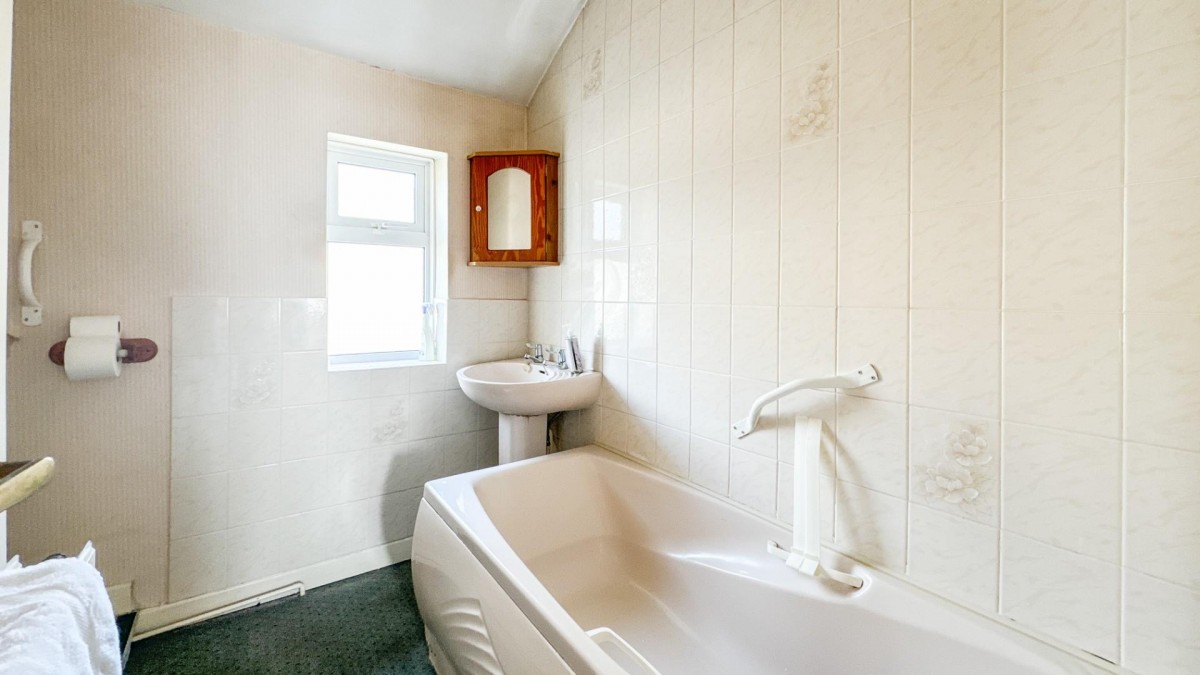 Broadfield Road, Knowle, Bristol, BS4