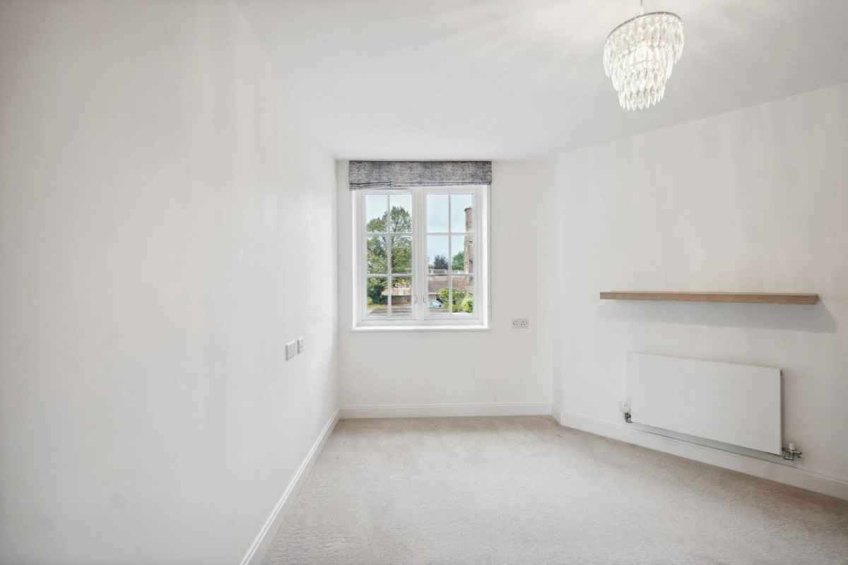 The Broadway, Old Amersham, Buckinghamshire, HP7 0HL