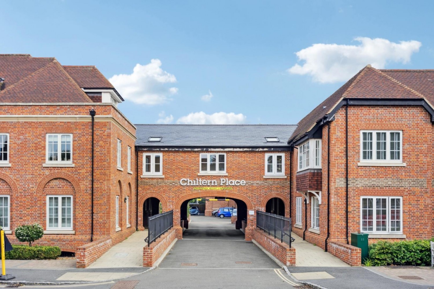 The Broadway, Old Amersham, Buckinghamshire, HP7 0HL