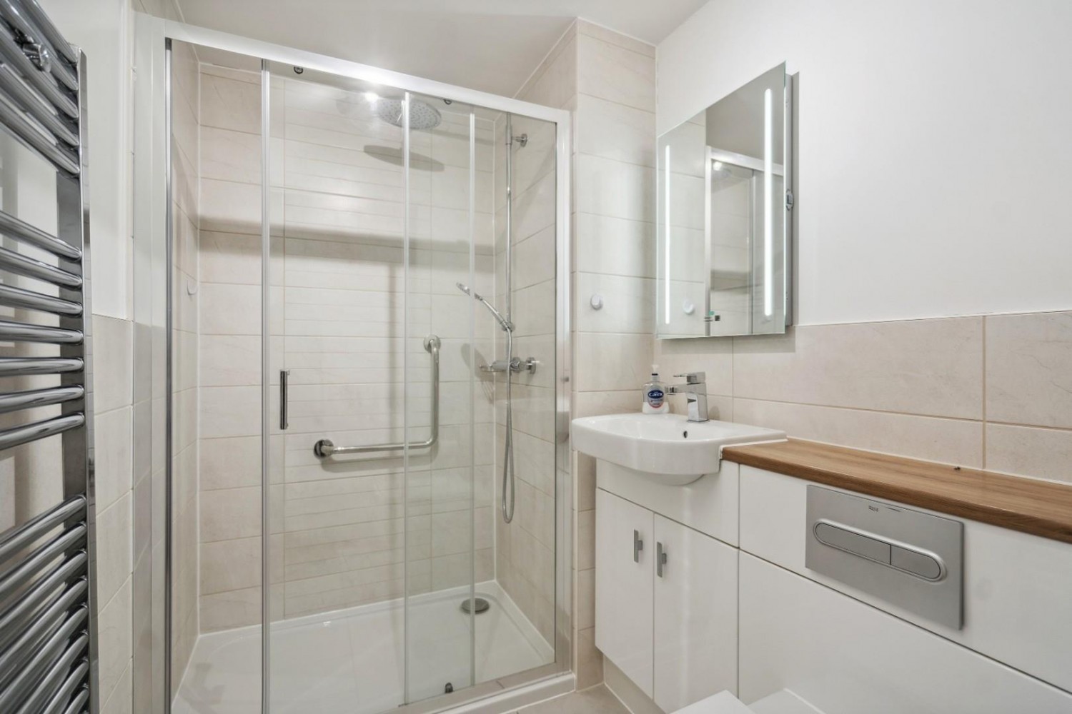 The Broadway, Old Amersham, Buckinghamshire, HP7 0HL