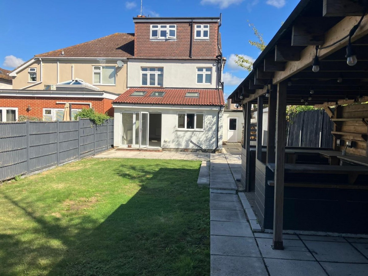 Bowden Drive, Hornchurch