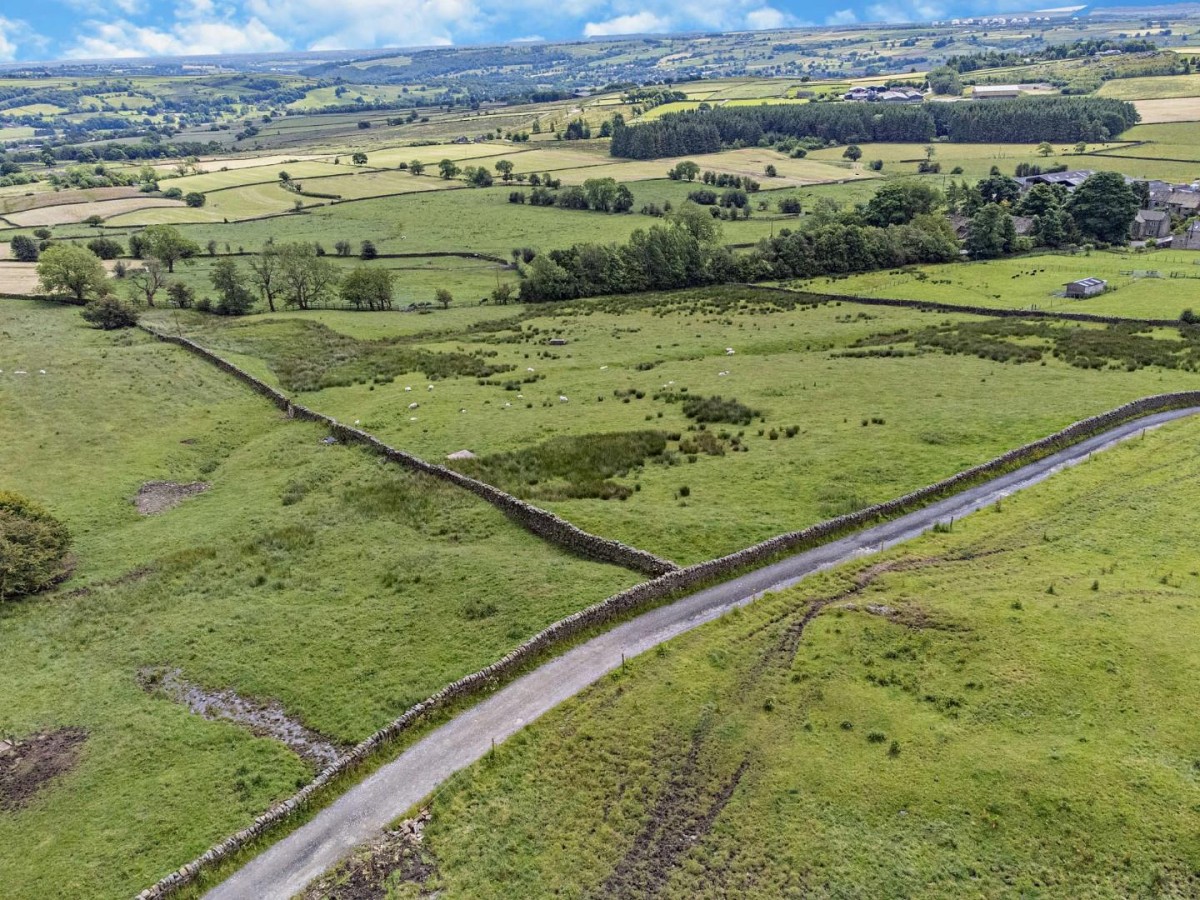 Heyshaw, Harrogate HG3 4HD