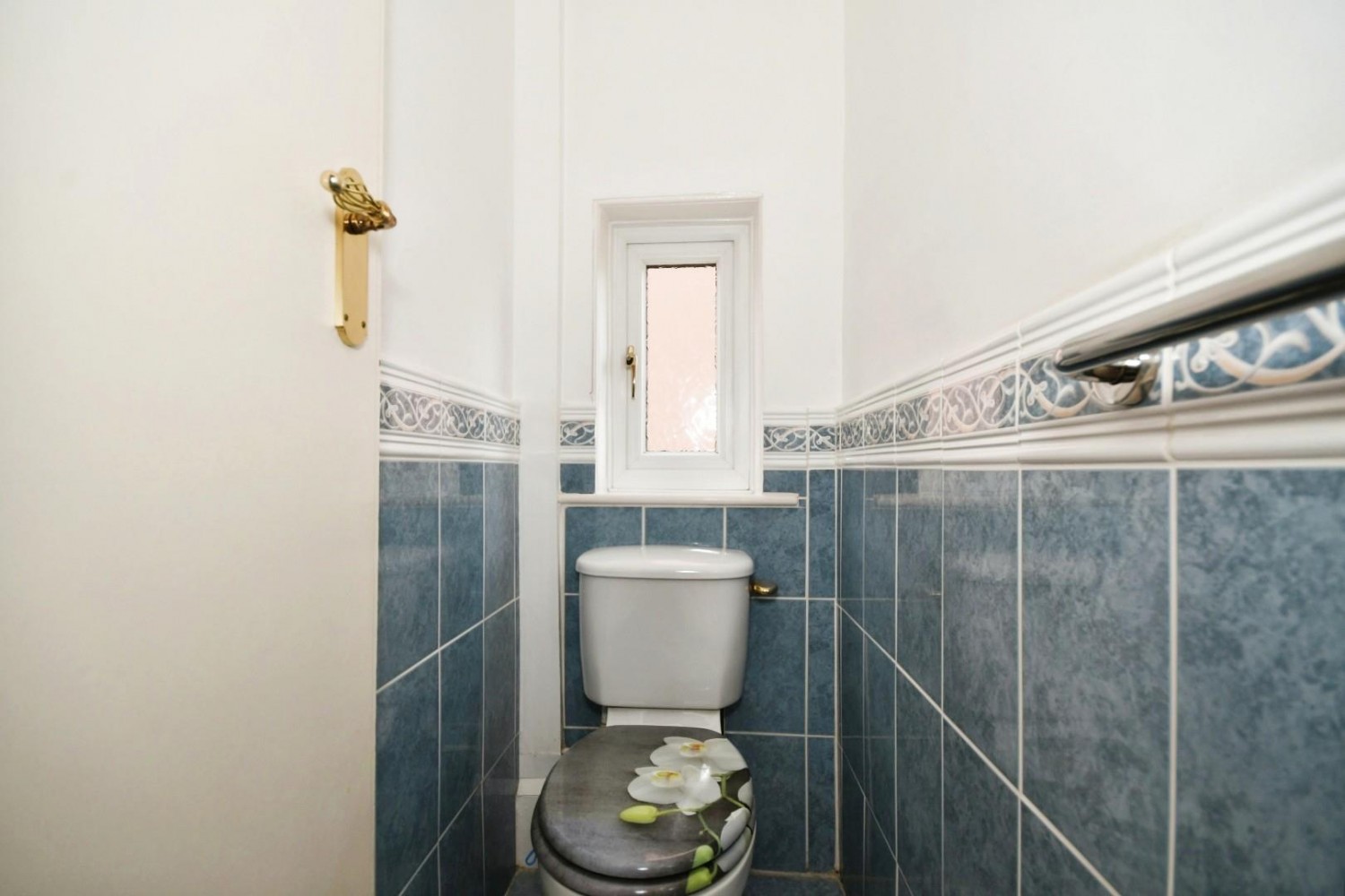 Cardoness Road, Crosspool, S10