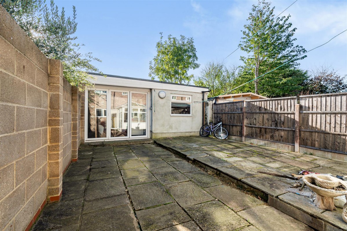 Leathart Close, Hornchurch