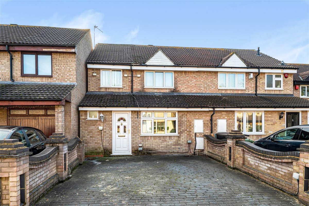 Leathart Close, Hornchurch