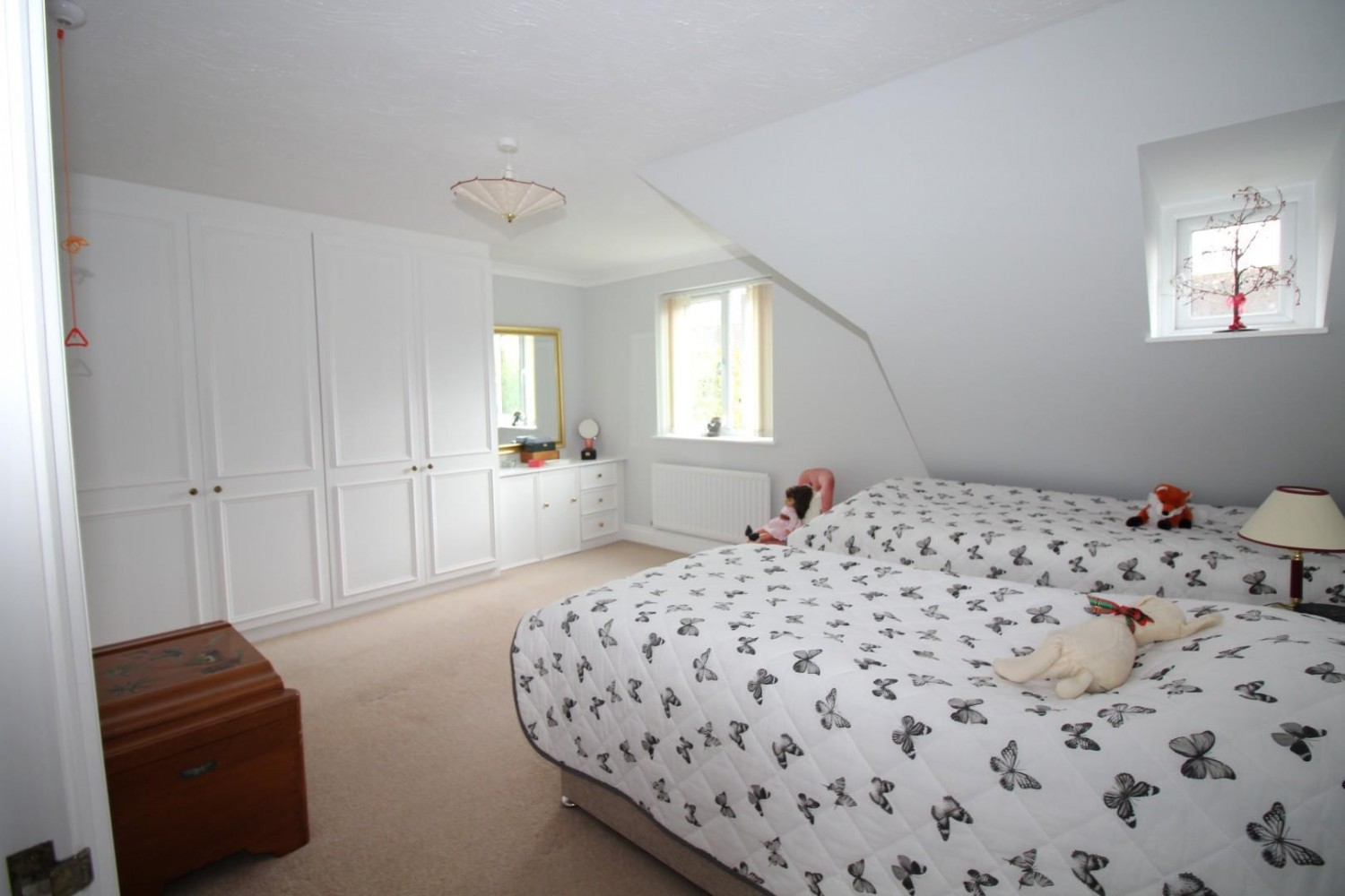 Courville Close, Alveston, Bristol