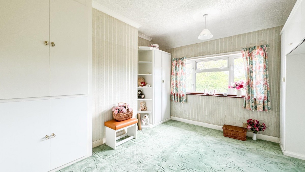 Beckington Walk, Knowle, Bristol, BS3 5EA