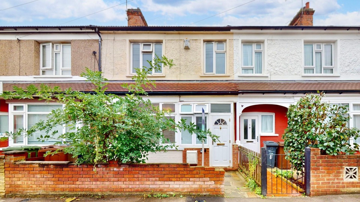 Bennett Road, Chadwell Heath, RM6