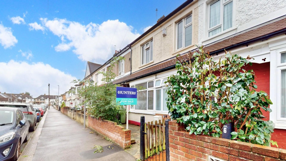 Bennett Road, Chadwell Heath, RM6