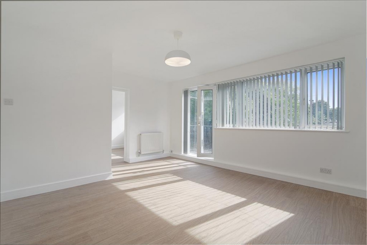 Longfield Crescent, Sydenham, SE26 (closer to Forest Hill town)