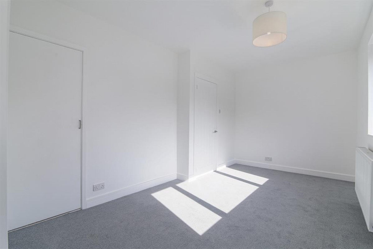 Longfield Crescent, Sydenham, SE26 (closer to Forest Hill town)