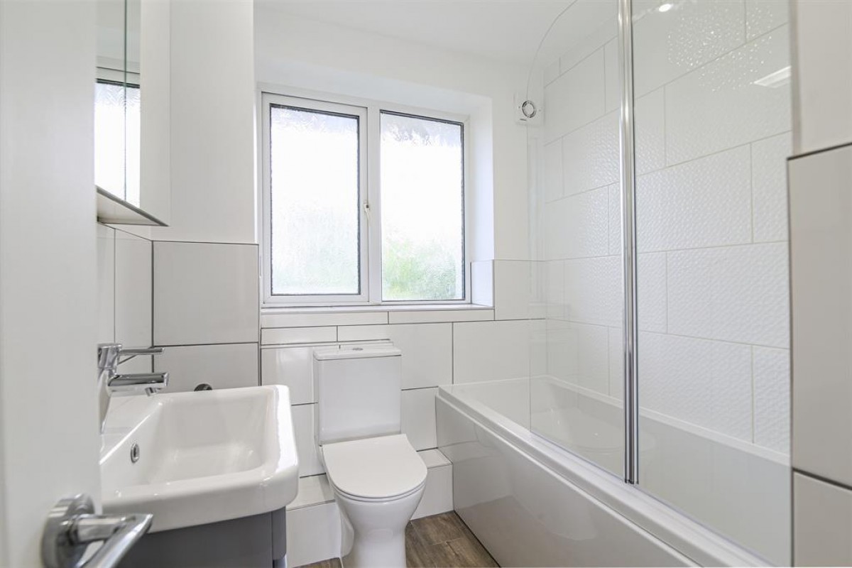 Longfield Crescent, Sydenham, SE26 (closer to Forest Hill town)