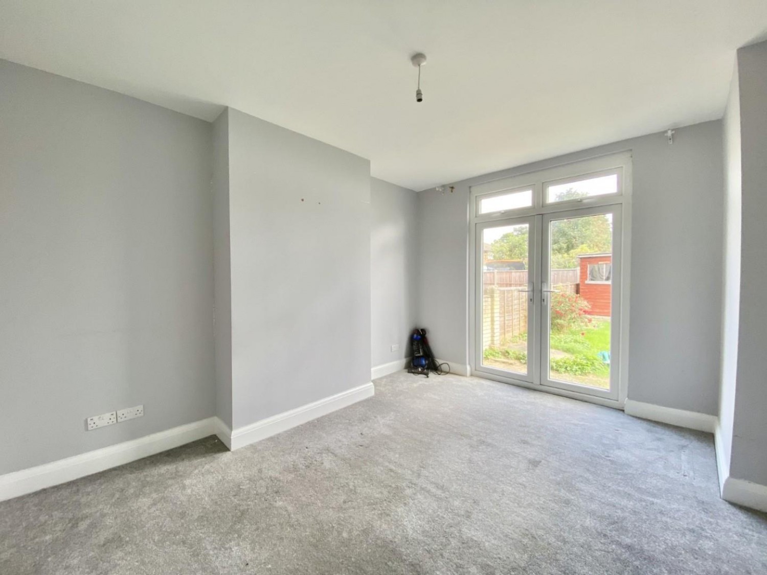 Dawley Road, Hayes, UB3 1ND