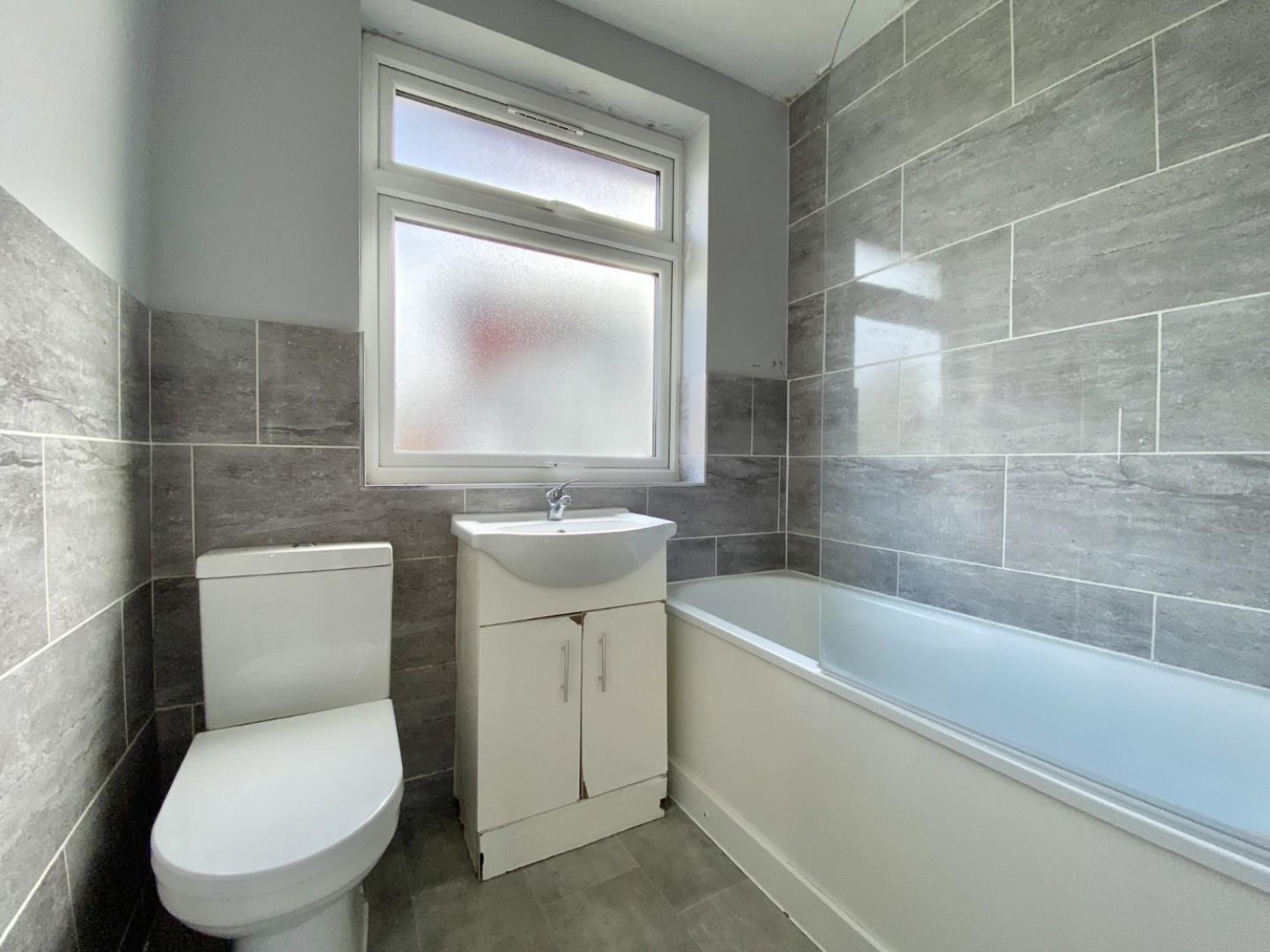 Dawley Road, Hayes, UB3 1ND