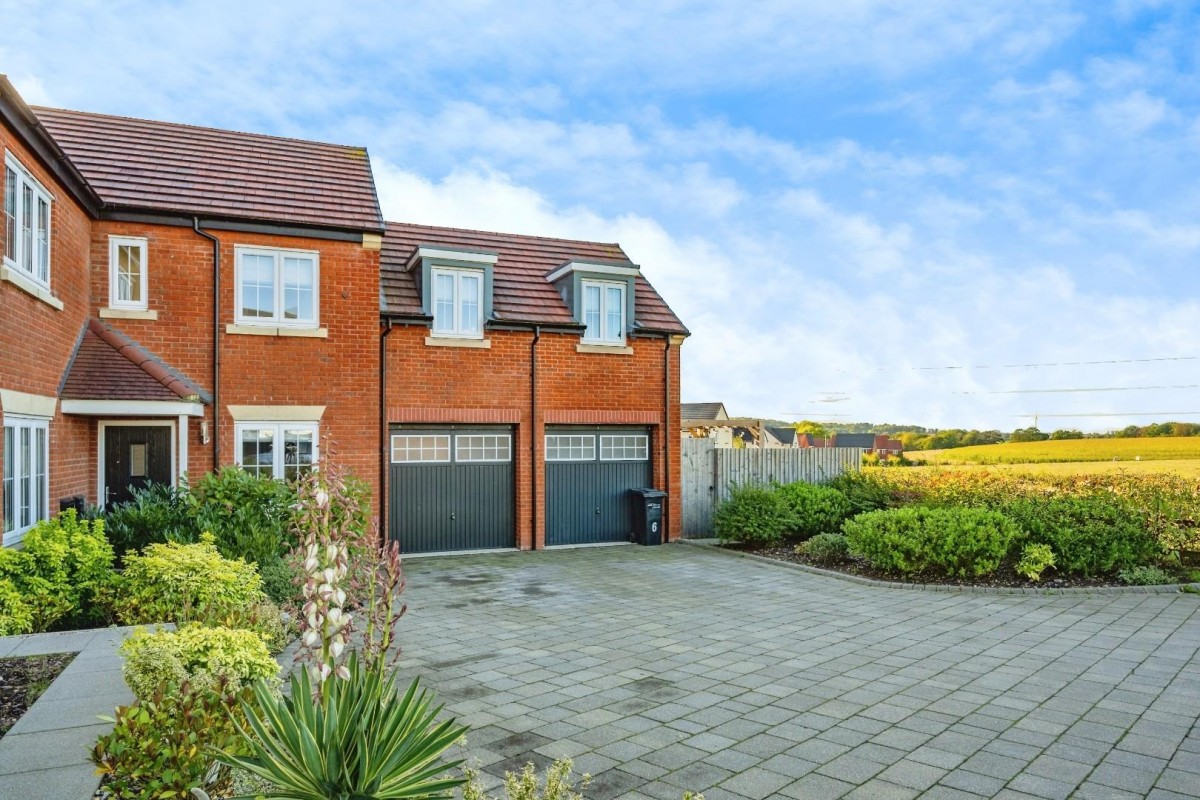 Bellingham Grove, Tamworth