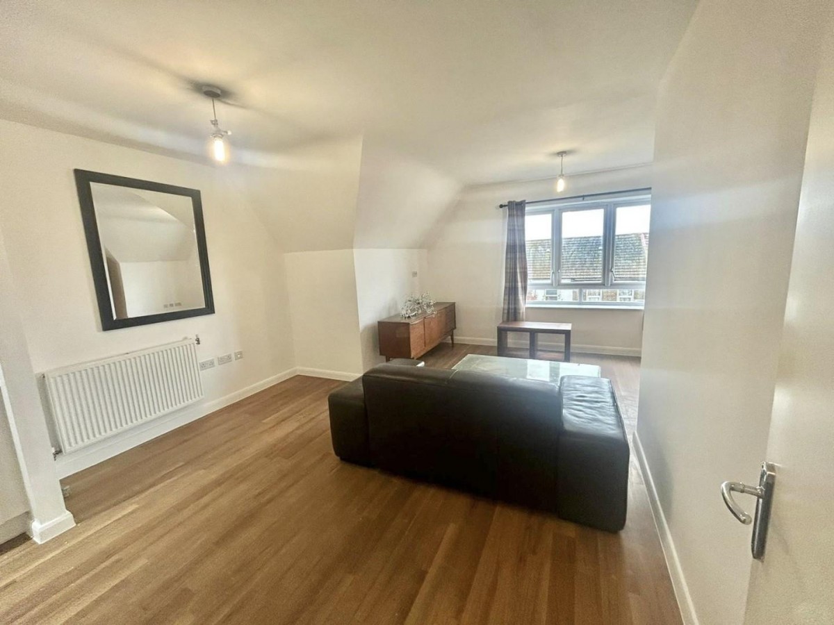 Featherstone Court, Southall, UB2 5GR