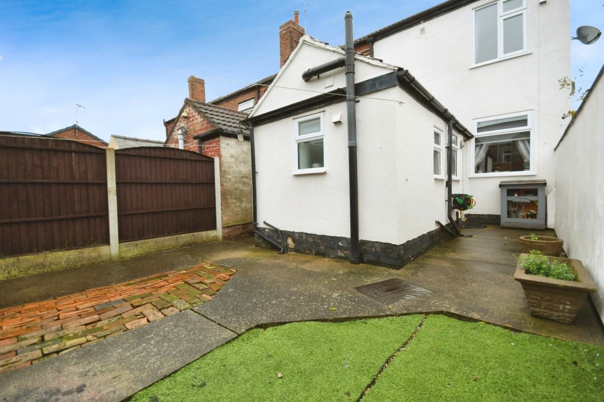 Langwith Road, Bolsover, Chesterfield, S44 6LY
