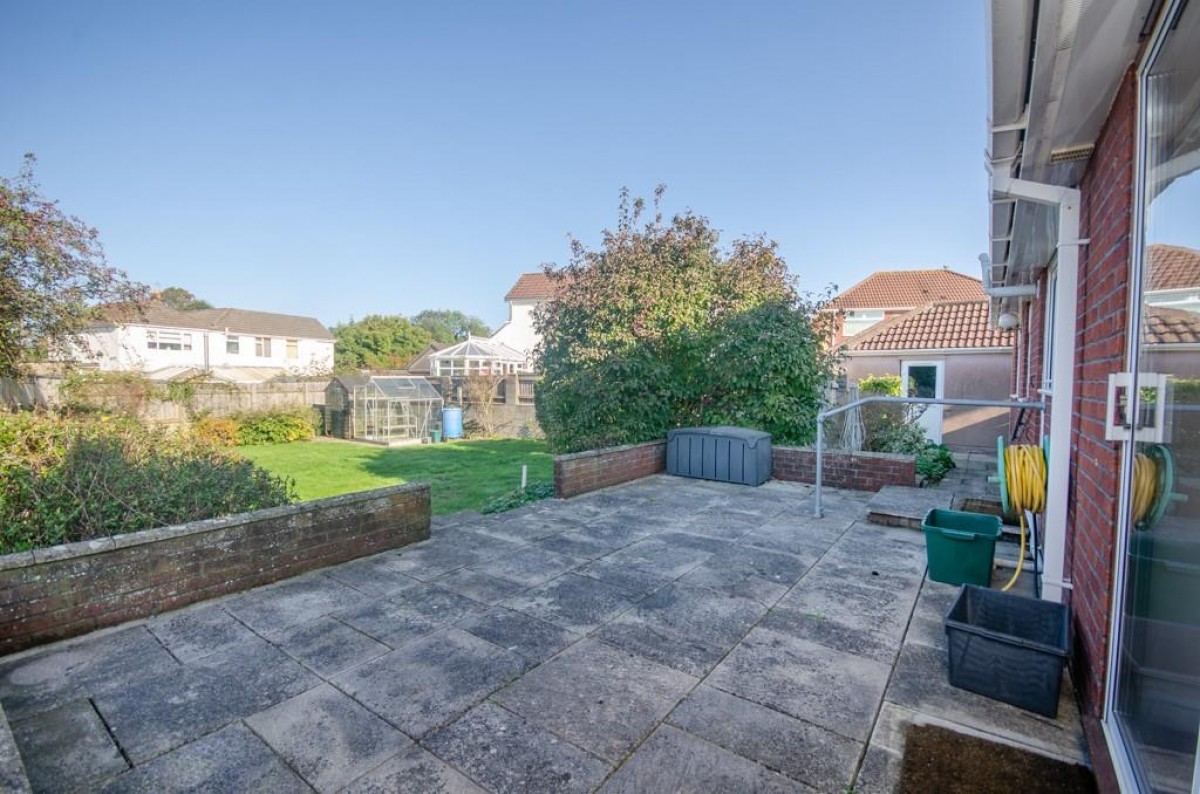 Walnut Close, Coalpit Heath, Bristol, BS36 2DL