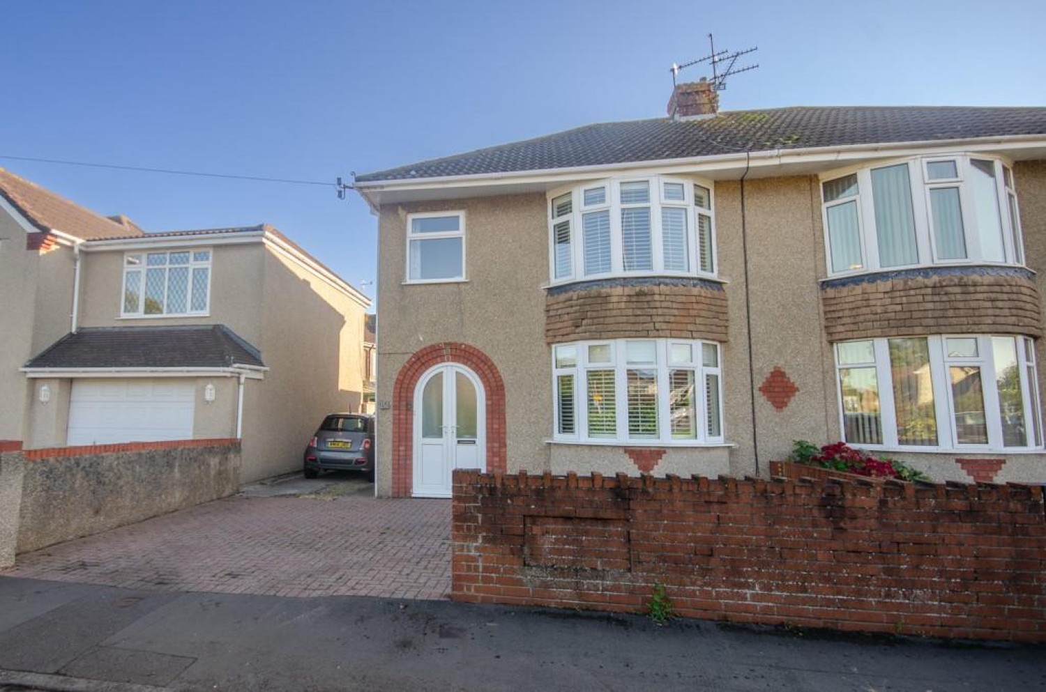 Bromley Heath Road, Downend, Bristol, BS16 6JJ