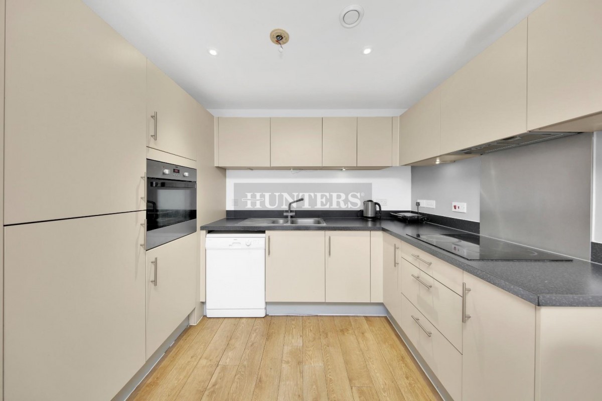 Moro Apartments, London, E14 6FT