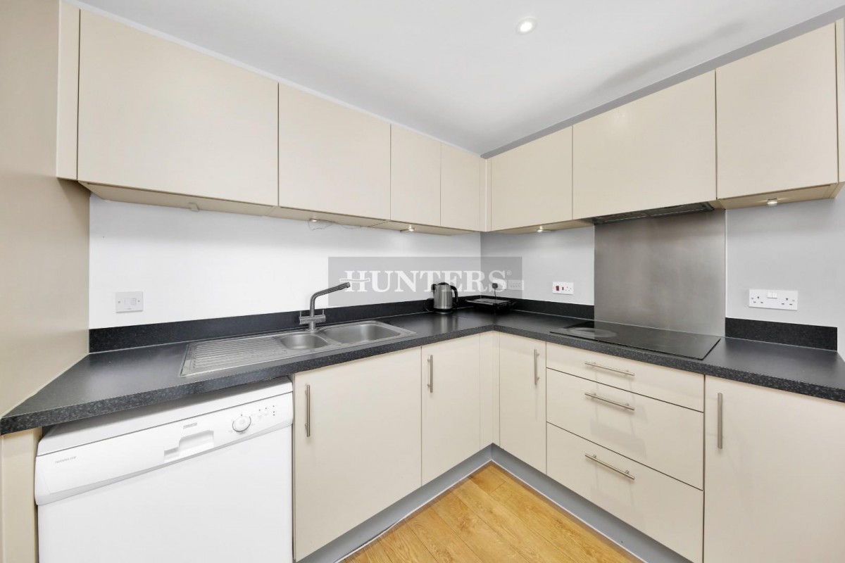 Moro Apartments, London, E14 6FT