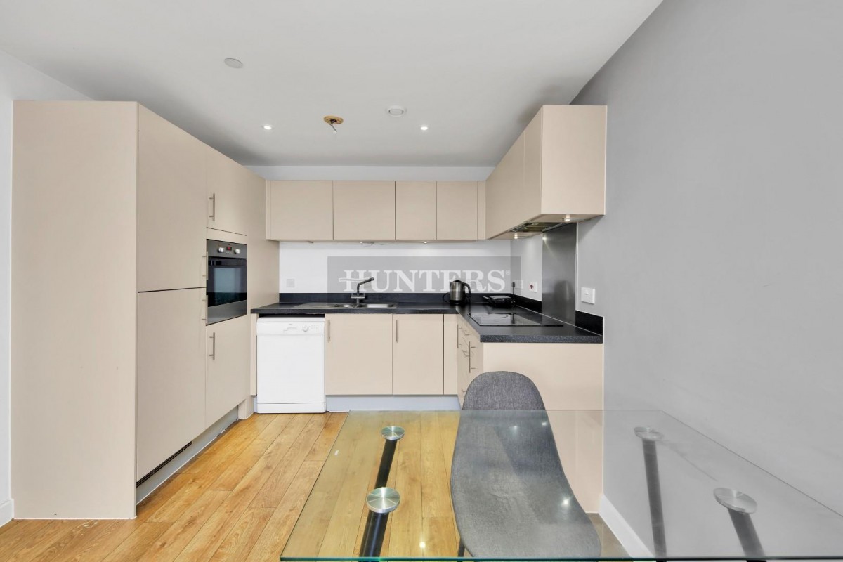 Moro Apartments, London, E14 6FT