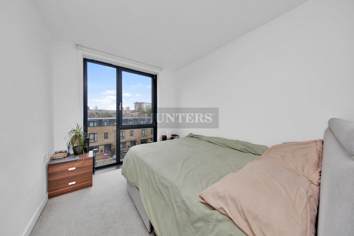 Moro Apartments, London, E14 6FT