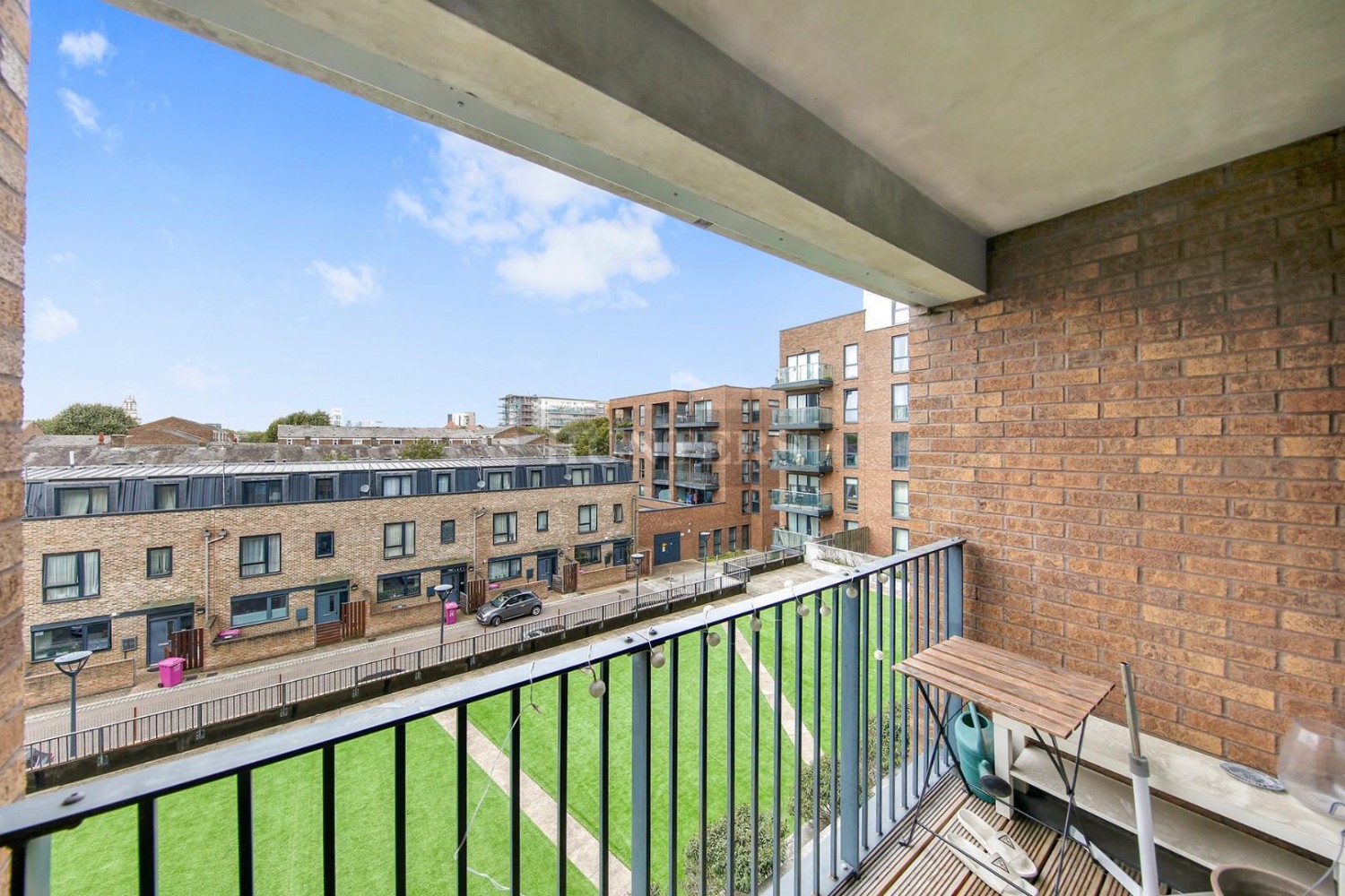 Moro Apartments, London, E14 6FT