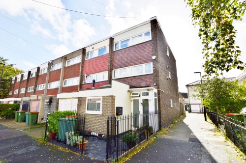 Worthing Close, Stratford