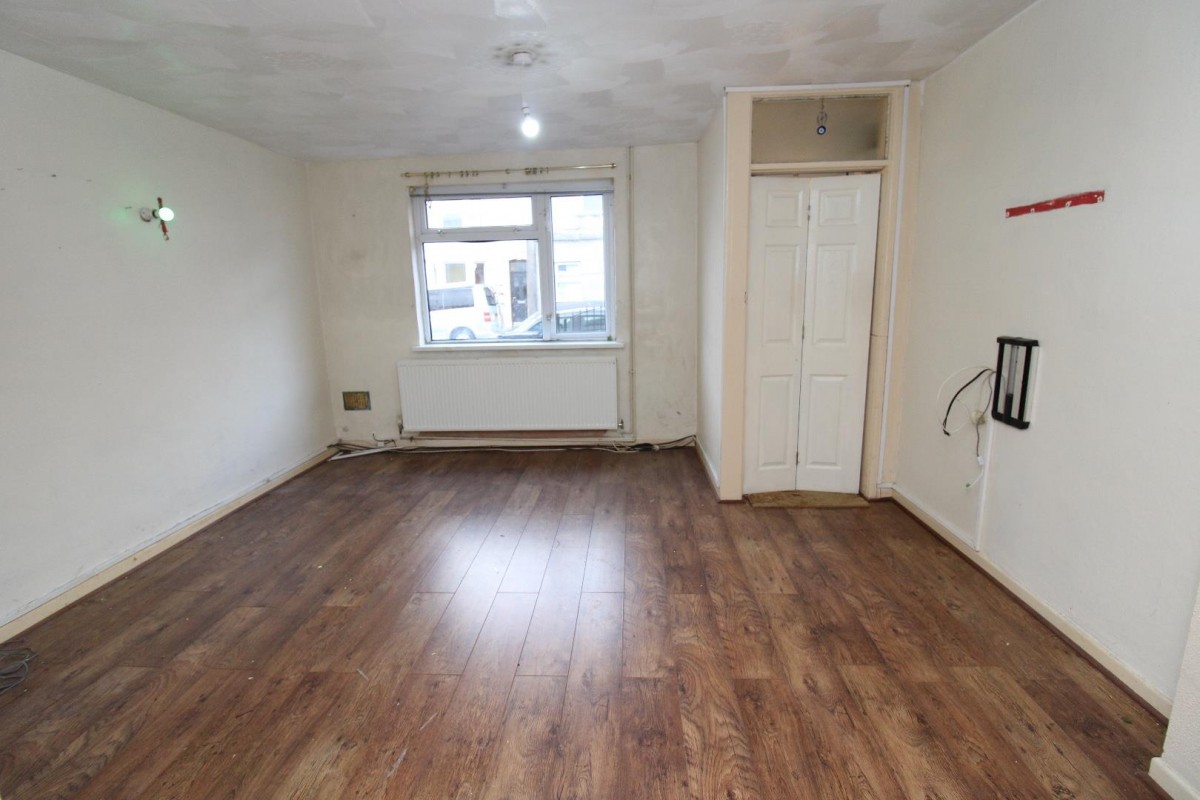 Greenbank Road, Greenbank, Bristol BS5 6EY
