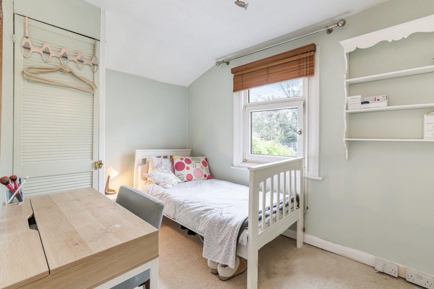 Kemble Road, London