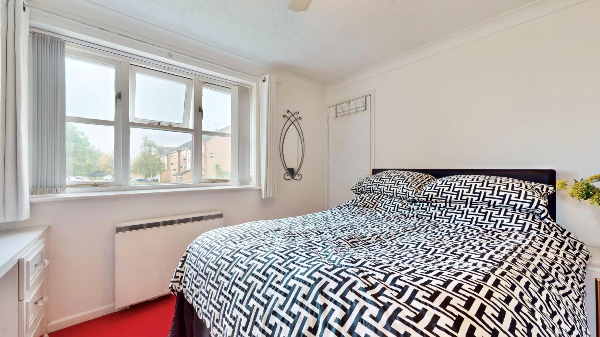 Burns Avenue, Chadwell Heath, RM6