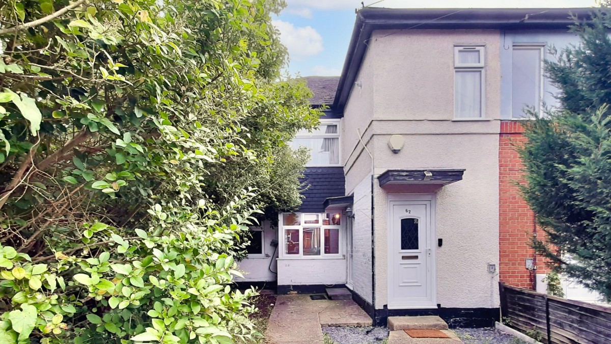 Grantham Gardens, Chadwell Heath, RM6