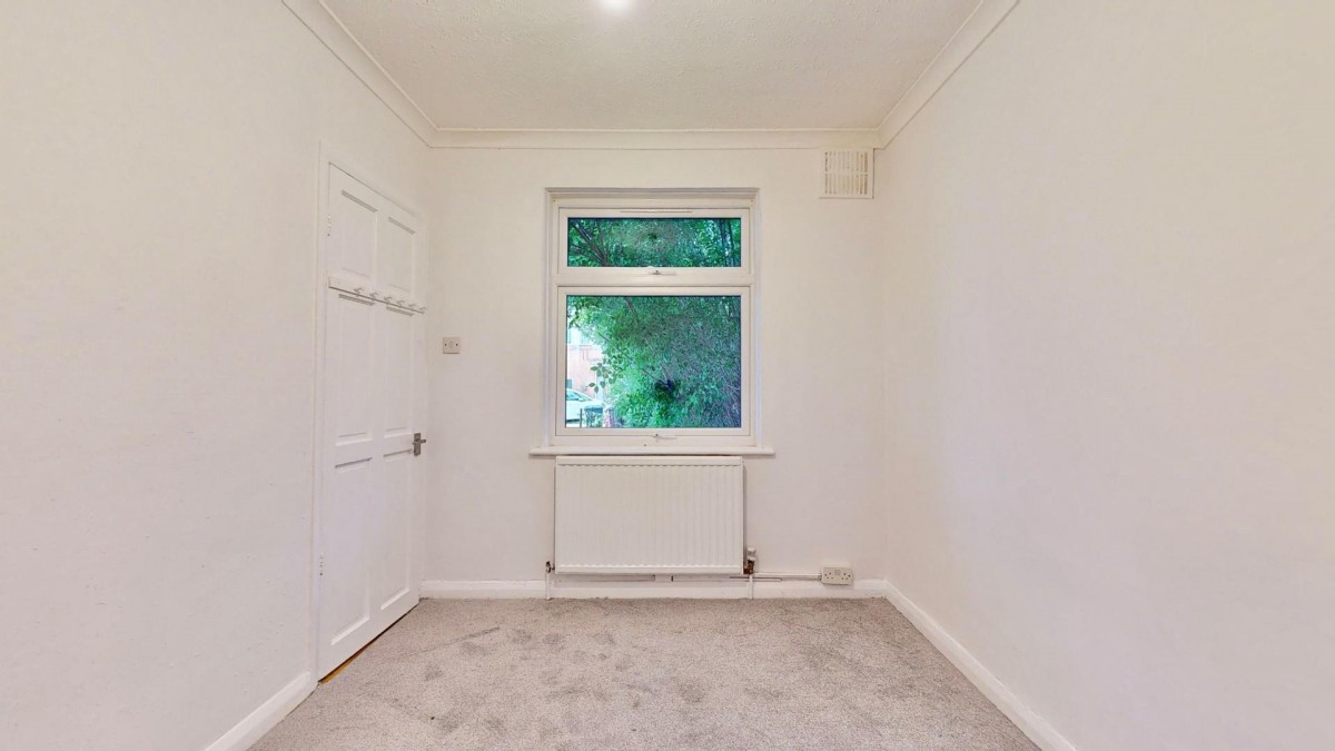 Grantham Gardens, Chadwell Heath, RM6