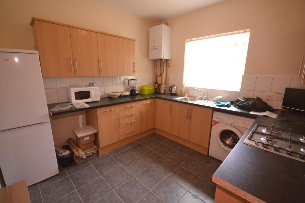 Zinzan Street, Reading, Berkshire, RG1 7UQ