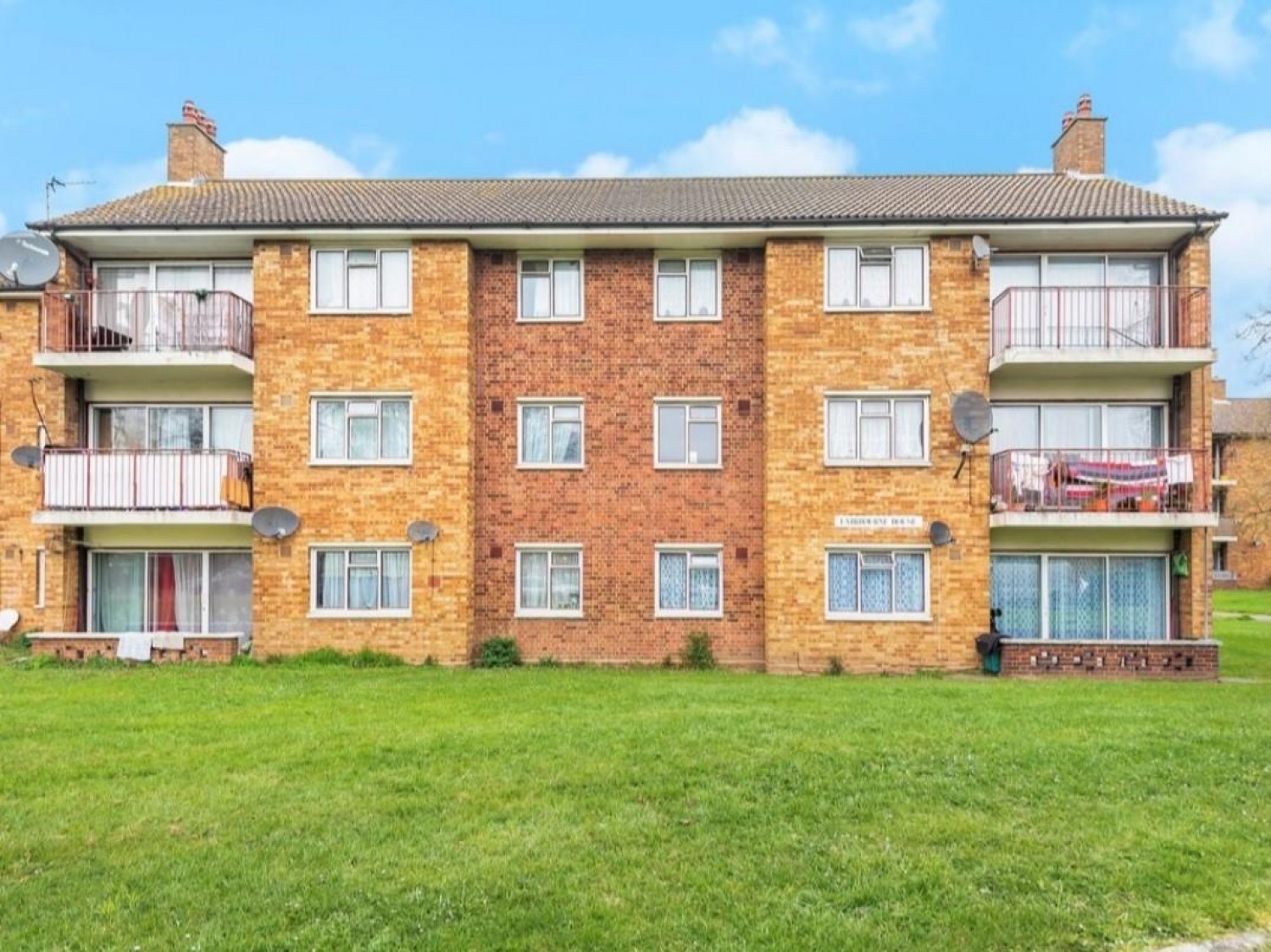 Fairbourne House, Bourne Avenue, Hayes, Middlesex, UB3 1QX
