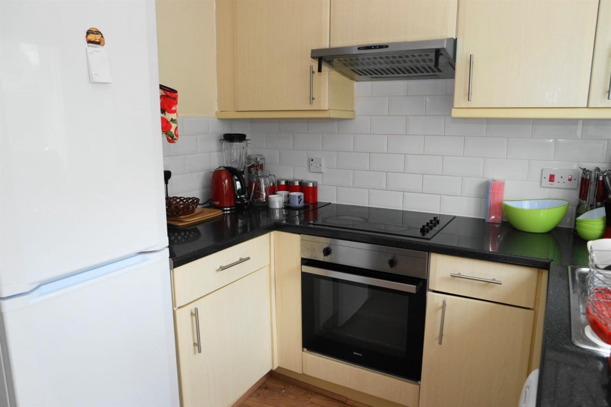 Amblecote Meadows, London