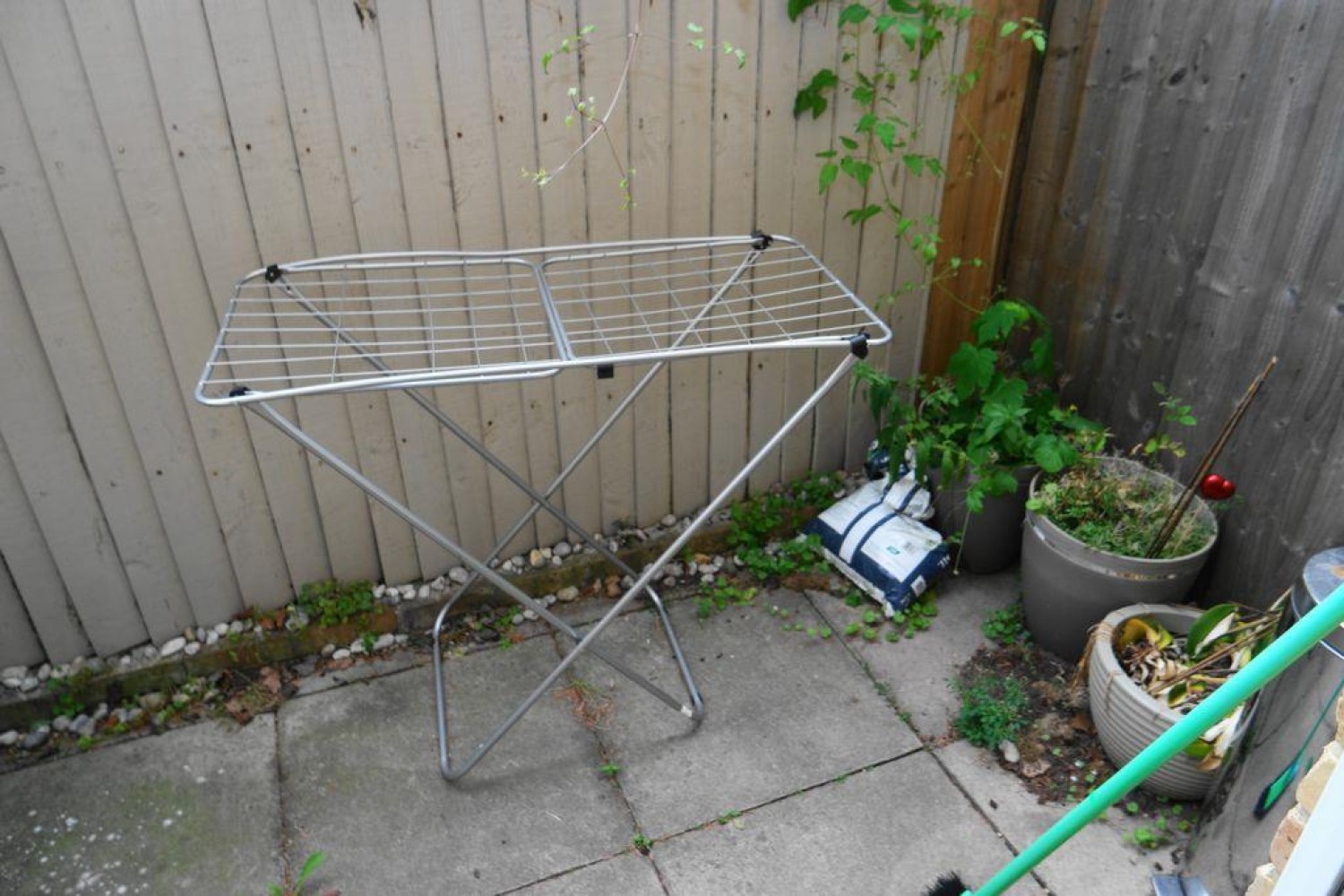 Amblecote Meadows, London