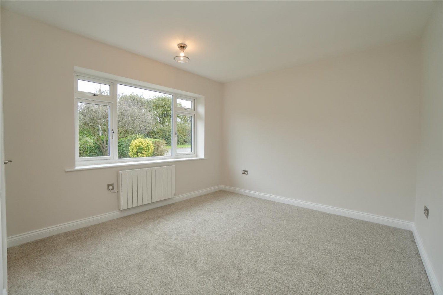 Thirsk Road, Easingwold, York YO61 3HJ