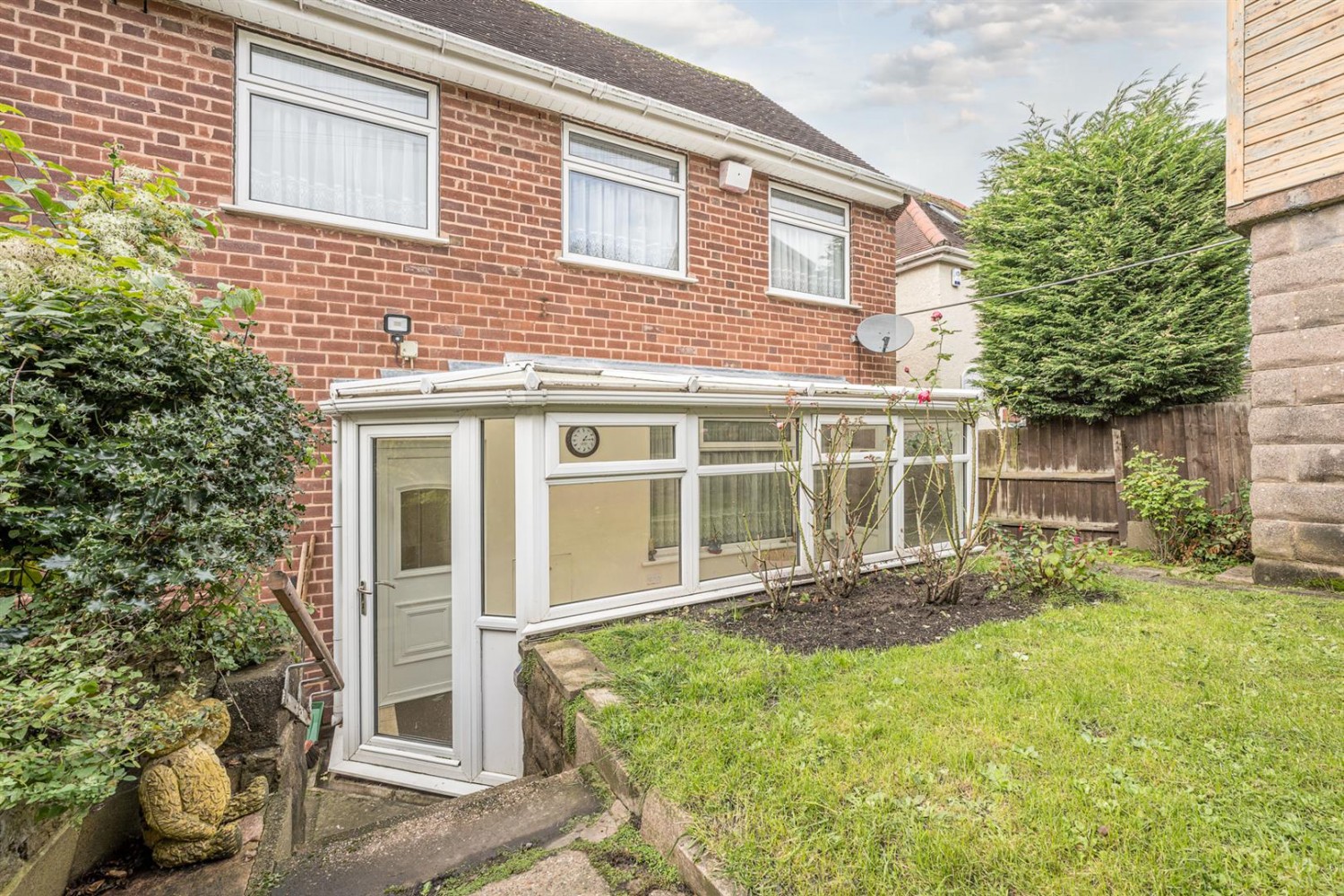 Worcester Street, Stourbridge, DY8 1AT