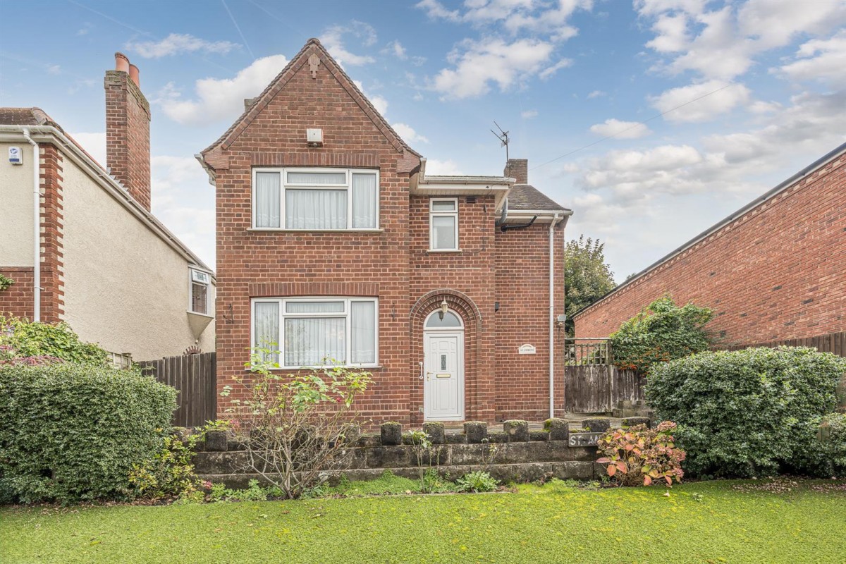 Worcester Street, Stourbridge, DY8 1AT