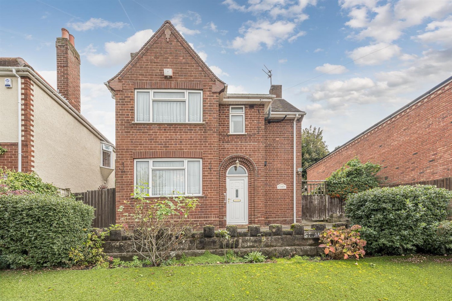 Worcester Street, Stourbridge, DY8 1AT