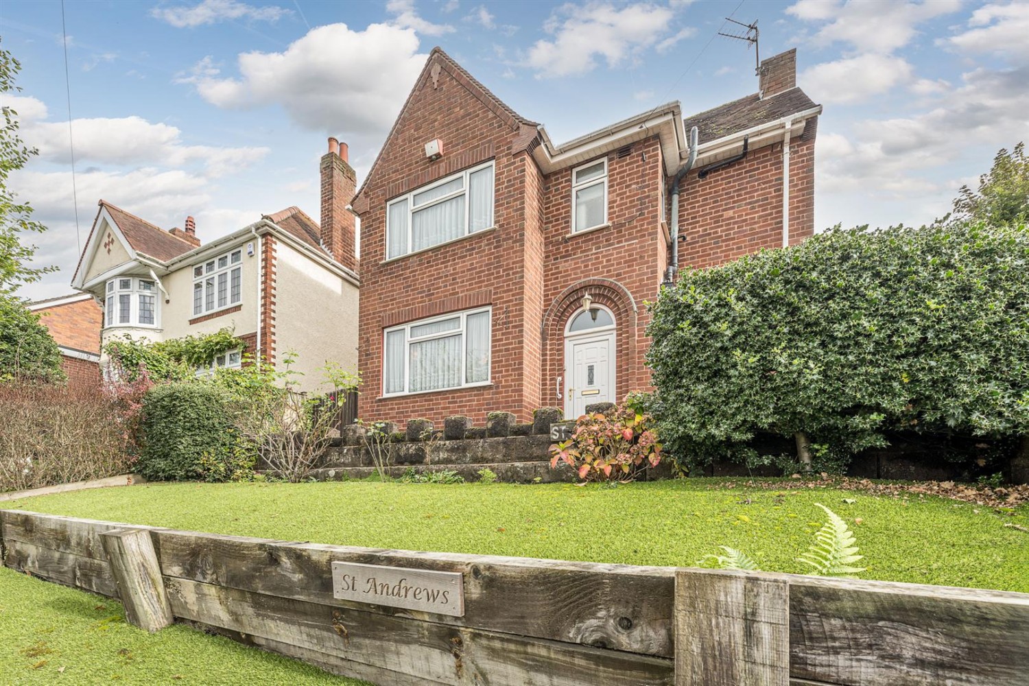 Worcester Street, Stourbridge, DY8 1AT