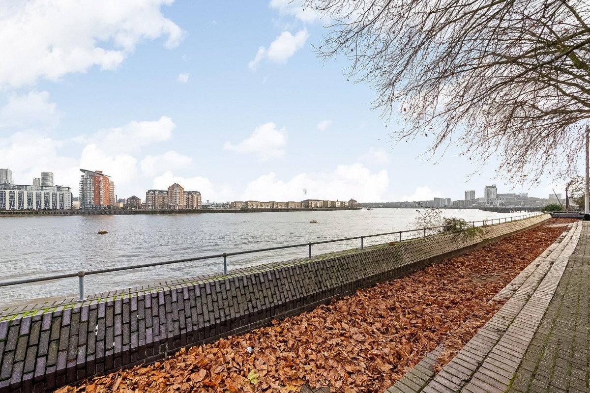 Foreshore, Deptford, London, SE8 3AQ