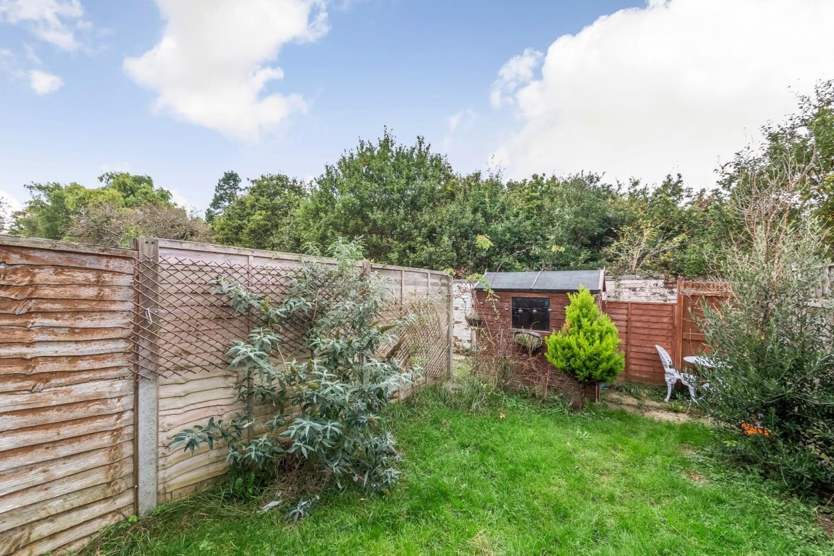 Pennington Way, London